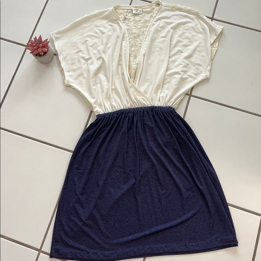 •Small Waist No Sleeve Classy Dress•